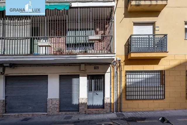 PISO JUNTO AVENIDA DE ANDALUCIA — 22