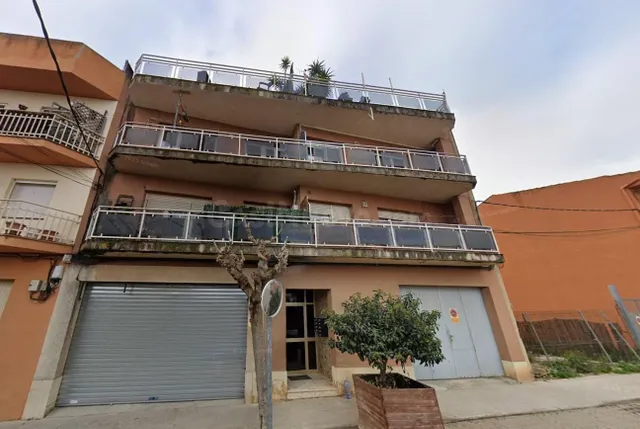 Se vende piso CESIÑN DE REMATE en Calle CaÑ±ada Barcelona 9 - foto 4