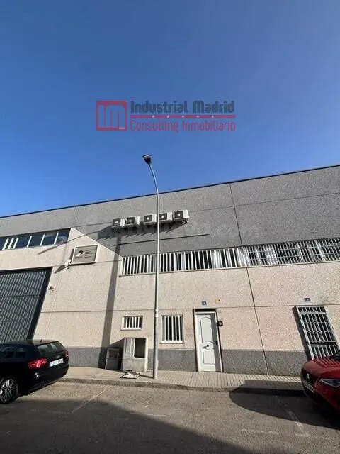 NAVE INDUSTRIAL EN VENTA EN ARGANDA DEL REY