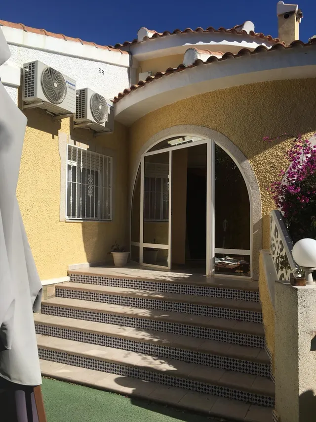 CHALET EN CIUDAD QUESADA POR 330.000€ — 21