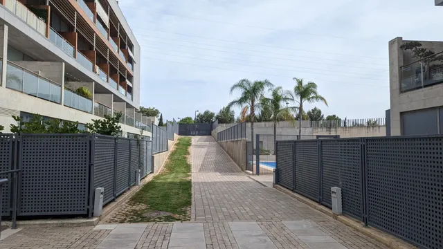 Loft en venta en Calle de la Creu Roja, 1 con 3 dormitorios. — 30