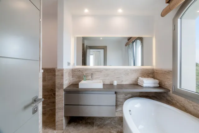 Chalet 5 habitaciones 858m² en venta - Costa del Sol — 25