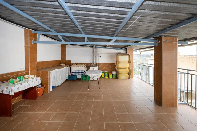 ¡Tu hogar ideal te espera en Moraleda de Zafayona! — 22