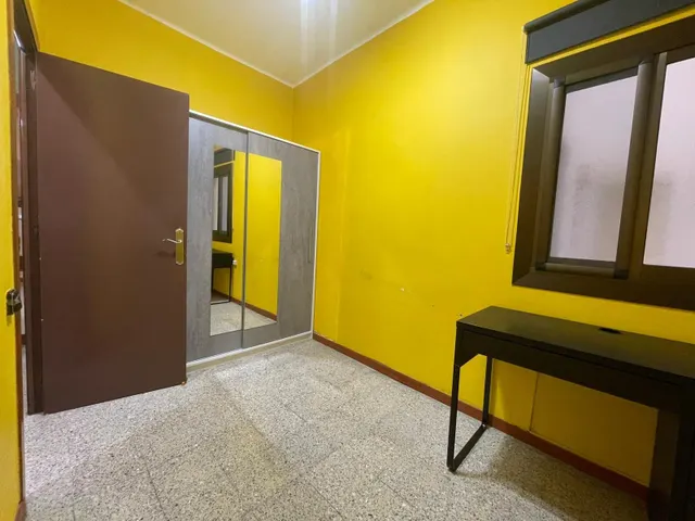 Descubre este fantástico piso con una ubicación privilegiada en pleno Sants — 8
