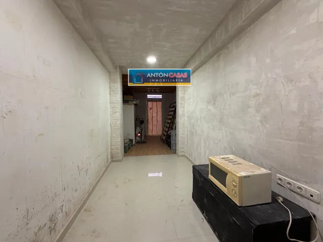 Local comercial en elda, junto a avenida de madrid — 11