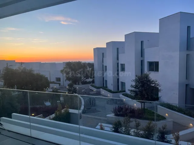 **Exclusivo chalet adosado en Sotogrande Alto: elegancia, confort y calidad de vida** — 3