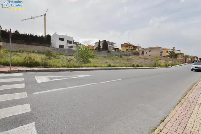 PARCELA EDIFICABLE EN EL BARRIO DE MONACHIL — 18
