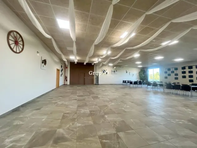 ? FINCA EN VENTA EN PUIGVERD DE LLEIDA  Un espacio excepcional con infinitas posibilidades, a solo 10 minutos de Lleida — 34