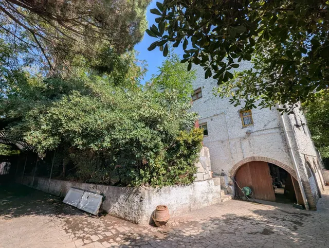 INCREIBLE CASA FAMILIAR CON SOLERA — 33
