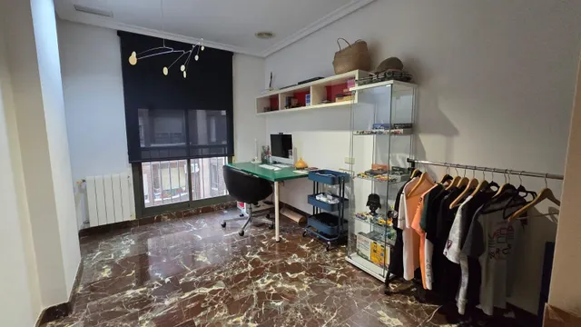 PISO DE LUJO EN ESQUINA TODO EXTERIOR — 49