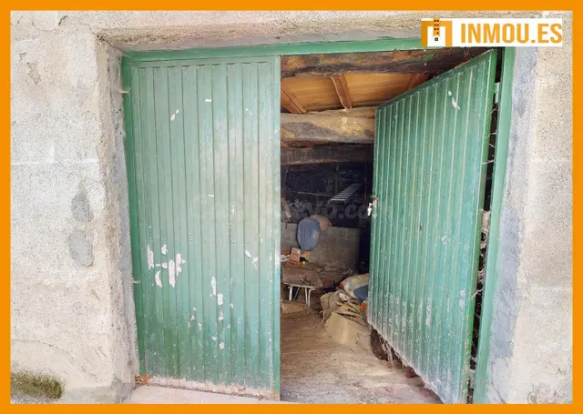 SE VENDE CASA EN VILANOVA DOS INFANTES CON TERRENO TRASERO - foto 2