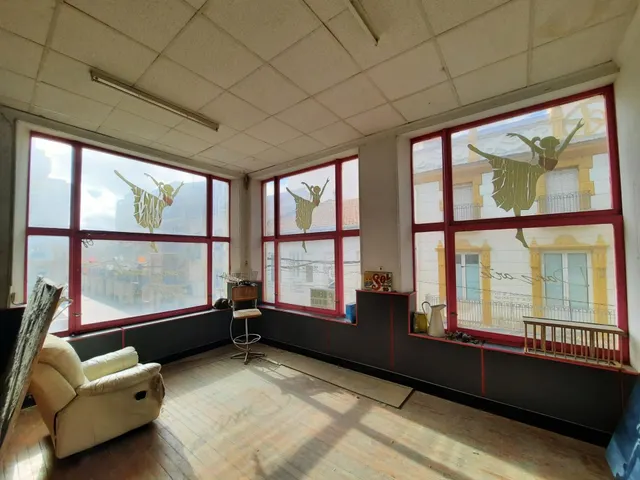 LOCAL COMERCIAL DE MAS DE 600M2 EN ZONA CENTRO — 11