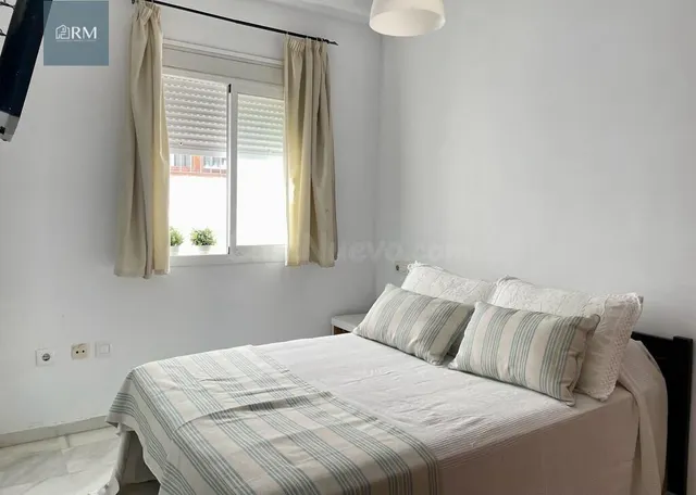VIVIENDA EN EL CENTRO LISTA PARA ENTRAR A VIVIR CON TODO LO  - foto 4