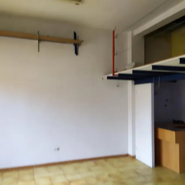 SE ALQUILA LOCAL COMERCIAL EN BELVIS — 6