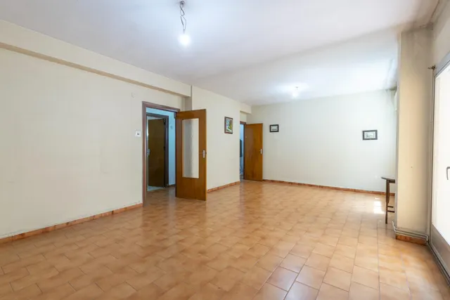 Amplio piso en Pedro Antonio de Alarcón — 15