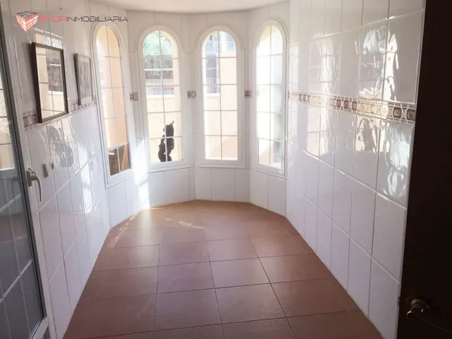 Se vende precioso Chalet en Urb. Torre en Conill - Bétera — 9