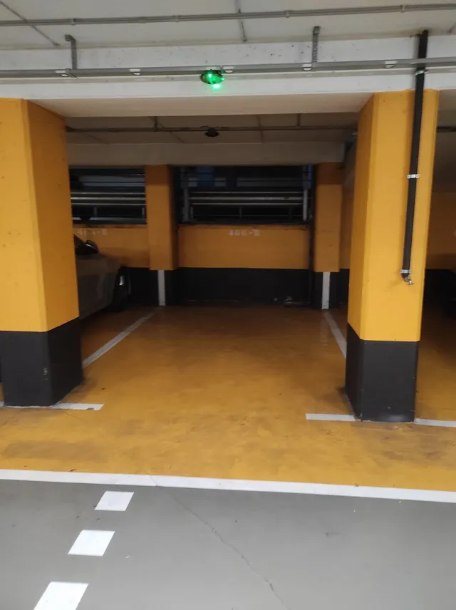 PLAZA DE GARAJE EN PLAZA ROJA — 8
