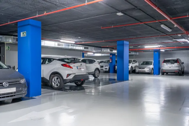 Parking en alquiler - Eixample — 17
