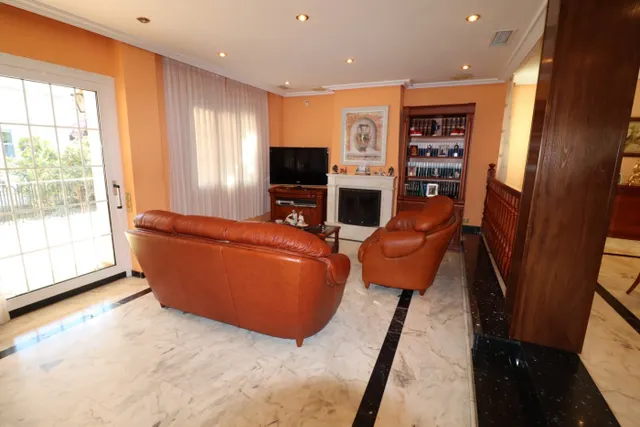 Chalet en el centro de Campolivar Godella — 17