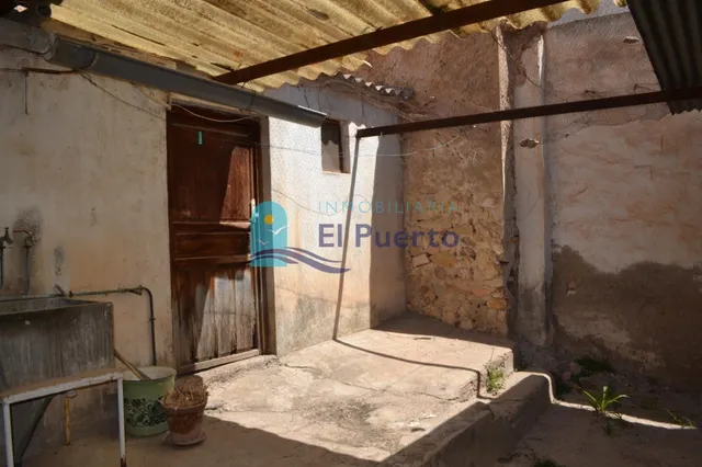 AMPLIA CASA UNIFAMILIAR EN EL CENTRO DE ALEDO - REF 1401 — 22