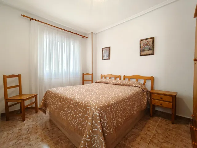 Apartamento como nuevo 2 dormitorios con garaje — 17