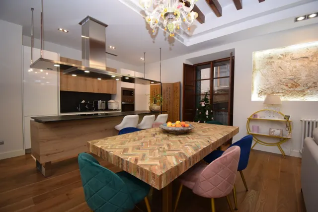 PISO EN VENTA CON PLAZA DE GARAJE JUNTO A LA CATEDRAL — 16
