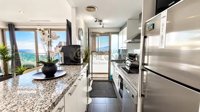 Exclusivo apartamento reformado en la planta 19 de torre lugano – Benidorm — 24
