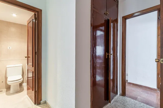 MAGNIFICA VIVIENDA EN LAS FLORES - CAMINO DE RONDA — 16