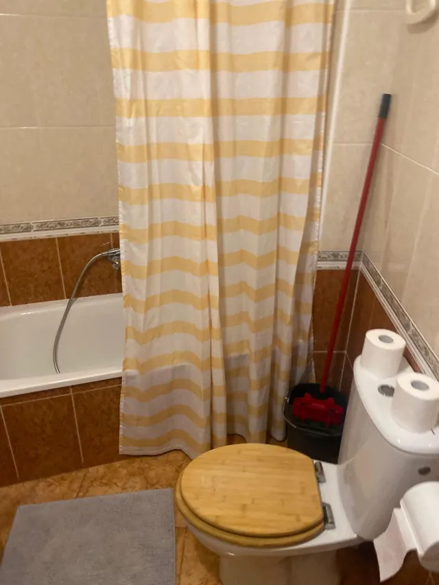 OPORTUNIDAD!!!!! APARTAMENTO CENTRICO CON PISCINA COMUNITARIA — 16