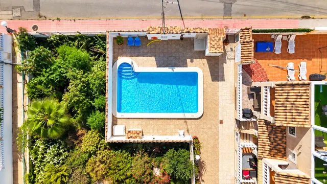 Casa 3 habitaciones 80m² en venta - Los Almendros-La Florida — 40