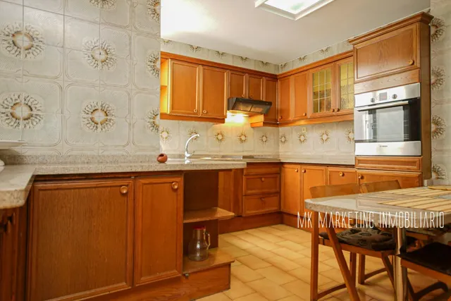 Piso 4 habitaciones 108m² en venta - Arenales — 39