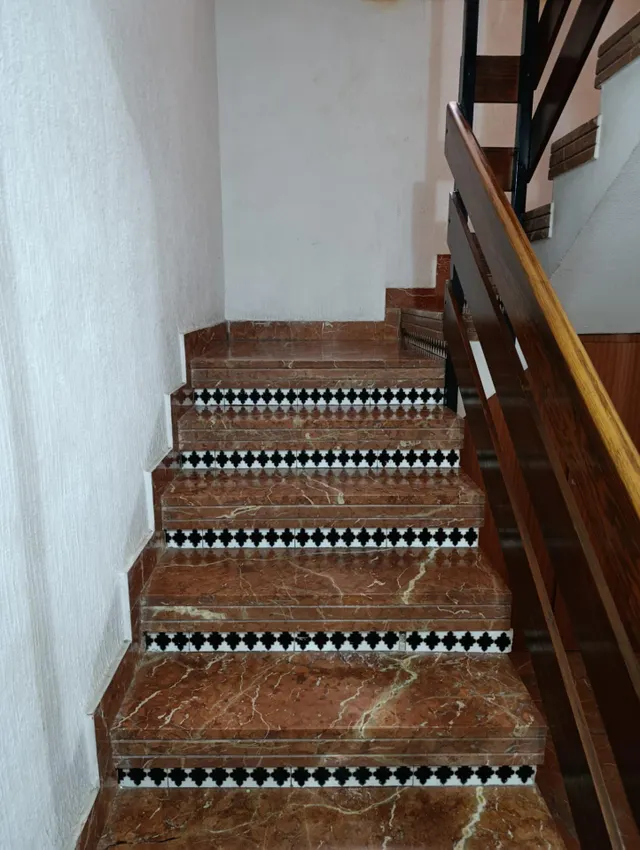 Entresuelo 3 habitaciones 104m² en venta - Carolinas bajas — 30