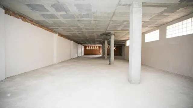 Local comercial sin estrenar. — 8