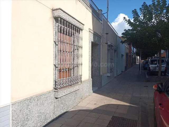 Casa 4 habitaciones 147m² en venta - Extremadura - foto 4