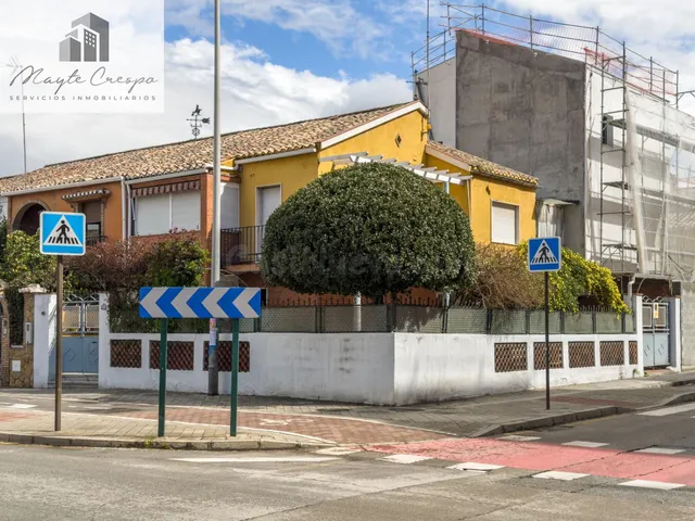 DISFRUTE DEL CENTRO DE GRANADA SIN RENUNCIAR A LAS COMODIDAD - foto 2