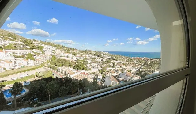 LLAVE EN MANO. ÁTICO MARIPOSA CON ENORME TERRAZA, ORIENTACIÓN SUROESTE Y VISTAS PANORÁMICAS AL MAR — 11