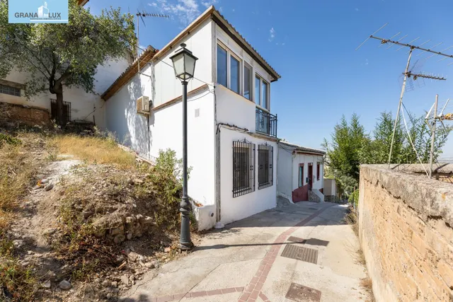 Coqueta Casa zona Barranco del Abogado con vistas a Granada - foto 3