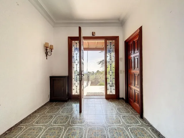 Preciosa casa estilo inglés situada en l’Ametlla del Vallès — 9