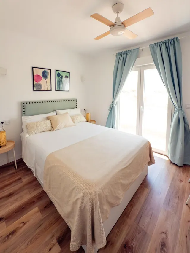 Espectacular ático dúplex con solárium privado y vistas despejadas en Conde de Ureña — 24