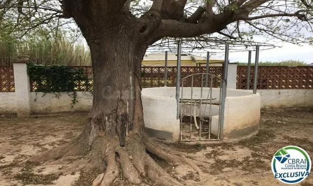 Tu próximo proyecto en Empuriabrava: casa con jardín y gran  - foto 3