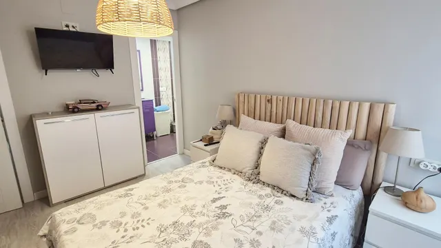 PISO VENTA SALAMANCA. Urbis te ofrece un piso reformado en venta en Garrido Sur, Salamanca. — 12