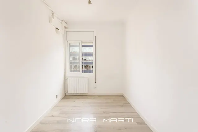 Piso luminoso y tranquilo en Les Corts, cerca de Francesc Macià — 27
