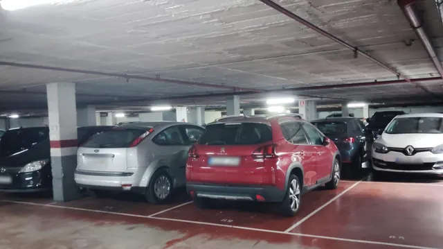 Parking 8m² en alquiler - El Parc i la Llacuna del Poblenou — 9