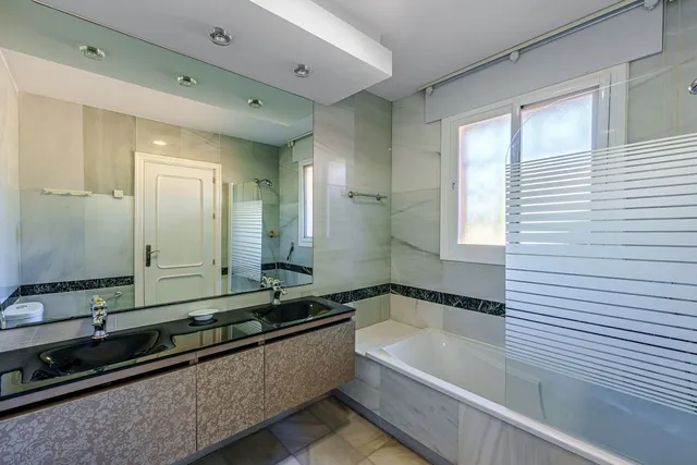 Chalet 9 habitaciones 735m² en venta - Costa Del Sol — 15