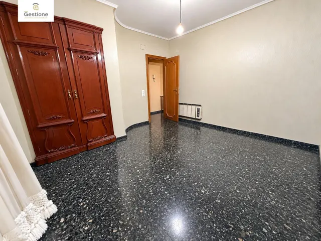 Amplio y luminoso piso de 123 m2 con posibilidad de 3 dormitorios en Burriana — 13