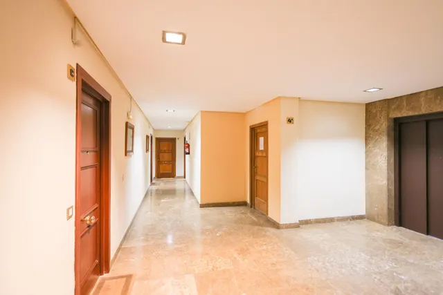 Piso en alquiler en Calle de Emilio Vargas 18, Madrid — 25
