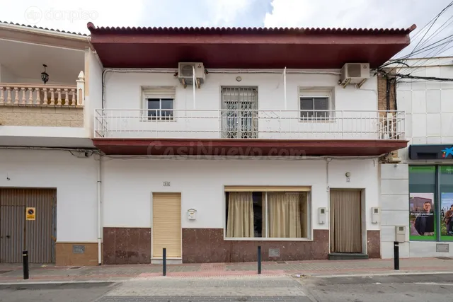 ¡Tu hogar ideal te espera en Moraleda de Zafayona! — 2