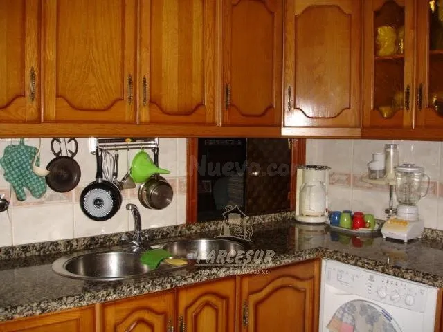 HIPOTECABLE - Parcela de 3.000m2 con casa de 150m2 y piscina - foto 5