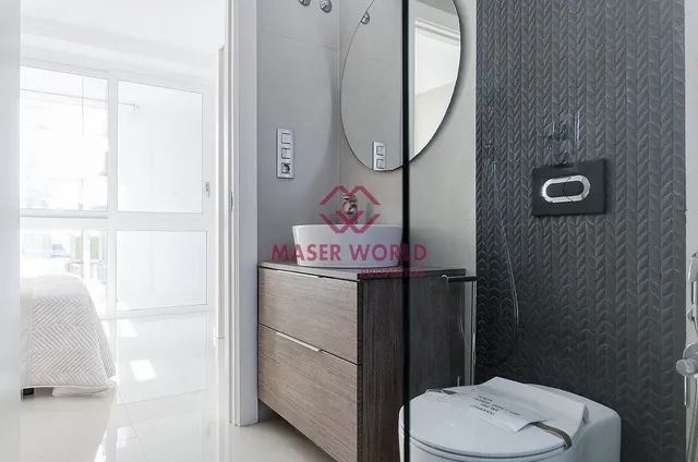 VILLA DE OBRA NUEVA EN PLAYA HONDA — 30