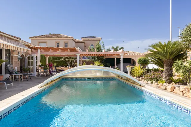 Villa 4 habitaciones 180m² en venta - Lomas de Cabo Roig — 35